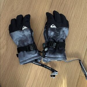 Quicksilver kids gloves